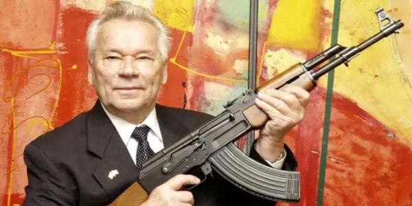 Καλάσνικοβ – Το οπλοπολυβόλο με το ρωσικό επώνυμο