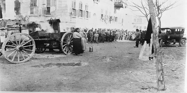 Προσφυγιά, ψέματα και βιντεοπαιχνίδια