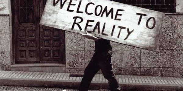 M’ ένα reality ξεχνιέμαι