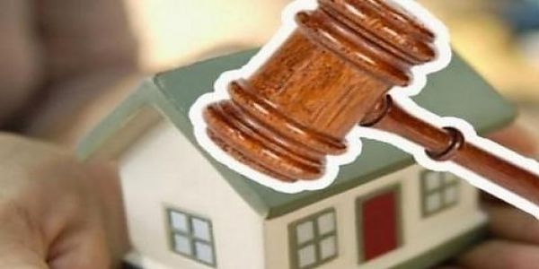 Τι να κάνετε αν η τράπεζα χτυπήσει την… πόρτα σας
