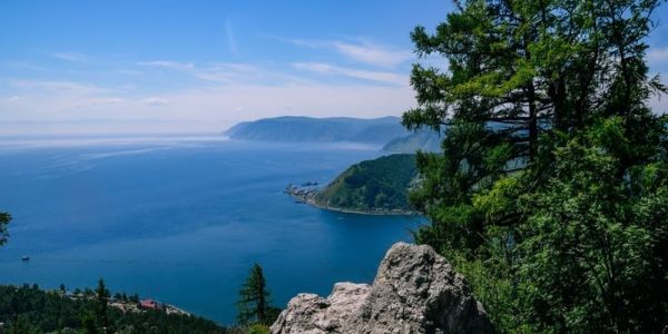 Βαϊκάλη:  Η ιερή θάλασσα με το γλυκό νερό
