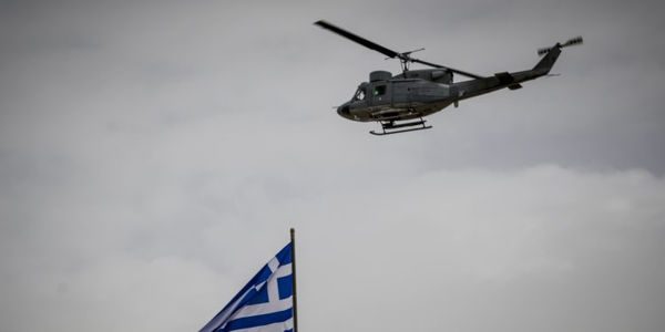 Αναγκαστική προσγείωση στρατιωτικού ελικοπτέρου στο Καστέλι της Κρήτης – Καλά στην υγεία του το πλήρωμα