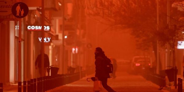 Κρήτη: Η αφρικανική σκόνη σκέπασε τον ουρανό [Βίντεο, Φωτό]
