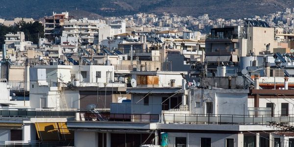 Νέα διαδικασία για τις εξώσεις από 1 Μαΐου: Τι αλλάζει για ενοικιαστές και ιδιοκτήτες