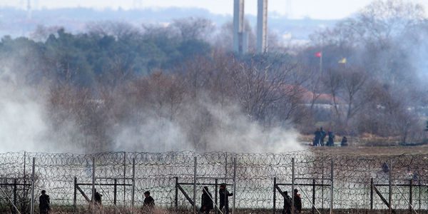Βαριές καταγγελίες του BBC για τον Έβρο: Η Ελλάδα χρησιμοποιεί «μισθοφόρους» μετανάστες για παράνομα pushbacks