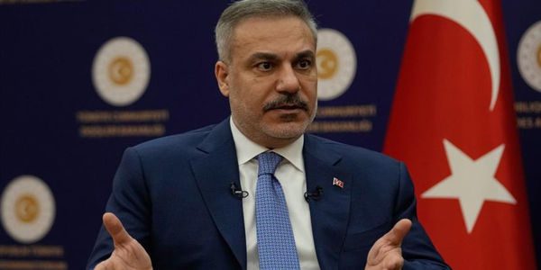 Νέα προκλητική δήλωση Φιντάν: «Η συνεργασία Ελλάδας και Κύπρου με το Ισραήλ φέρνει περισσότερα προβλήματα και πόλεμο»