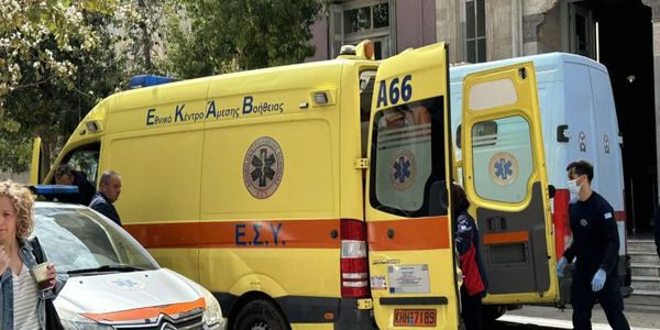 Ηράκλειο: Δύο γυναίκες τραυματίστηκαν πέφτοντας σε λακκούβες και κακοτεχνίες του δρόμου – Τεράστιο το πρόβλημα στην πόλη