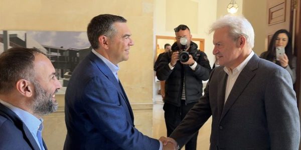 Η “Ιθάκη” του Αλέξη Τσίπρα απόψε στο Ηράκλειο – Επίσκεψη στο δημαρχείο και συνάντηση με νέους εκπαιδευτικούς
