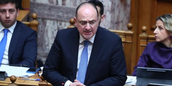 Λαζαρίδης: Το παρασκήνιο της παραίτησης – Η «χαριστική βολή» της Ντόρας και το πλήγμα στο αφήγημα της ΝΔ