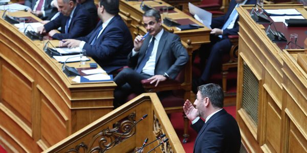 Δεύτερη ημέρα της συζήτησης στην Ολομέλεια της Βουλής του σχεδίου νόμου "Ορισμός εκλογικής περιφέρειας Απόδημου Ελληνισμού - Διευκόλυνση άσκησης εκλογικού δικαιώματος εκλογέων εκτός επικράτειας μέσω επιστολικής ψήφου για τις βουλευτικές εκλογές", Τετάρτη 4 Μαρτίου 2026.  (ΓΙΑΝΝΗΣ ΠΑΝΑΓΟΠΟΥΛΟΣ/EUROKINISSI)