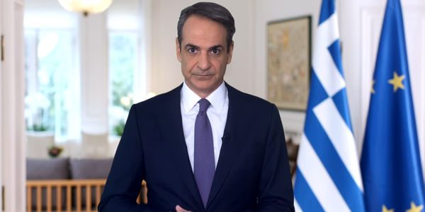 Κυριάκος Μητσοτάκης: Το πασχαλινό μήνυμα του πρωθυπουργού – «Το φως κερδίζει πάντα το σκοτάδι»