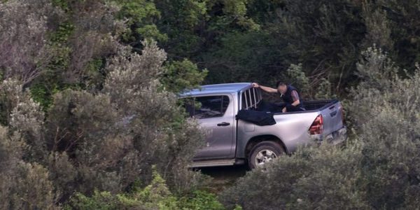 Γυναικοκτονία στο Ηράκλειο: Την πυροβόλησε εξ επαφής στο κεφάλι από το παράθυρο του οδηγού – Το χρονικό του εγκλήματος
