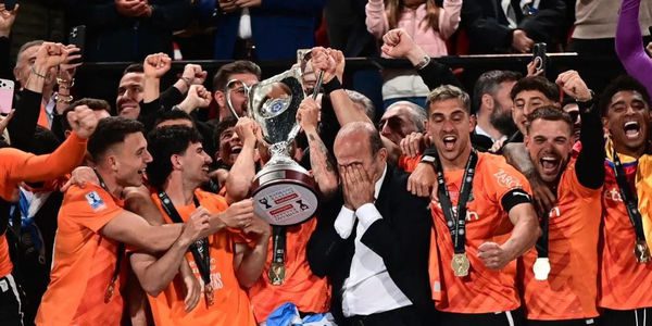 Η ΔΕΕΠ(ΝΟΔΕ) ΝΔ Ηρακλείου συγχαίρει την ΠΑΕ ΟΦΗ