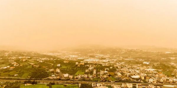 Έρχεται κύμα σκόνης και λασποβροχών έως την Πέμπτη – Οι περιοχές που θα πληγούν, αναλυτική πρόγνωση
