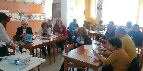 Εντατική εκπαίδευση στις νέες τεχνολογίες όσων συμμετέχουν στο πρόγραμμα Ψηφιακής Ενδυνάμωσης που υλοποιεί ο Δήμος Ηρακλείου