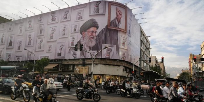 Από μία κλωστή κρέμεται η εκεχειρία στη Μέση Ανατολή – Εκατέρωθεν απειλές