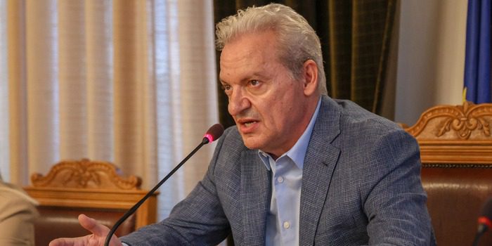 Με πολλές και σημαντικές ειδήσεις η ανασκόπηση του Αλέξη Καλοκαιρινού