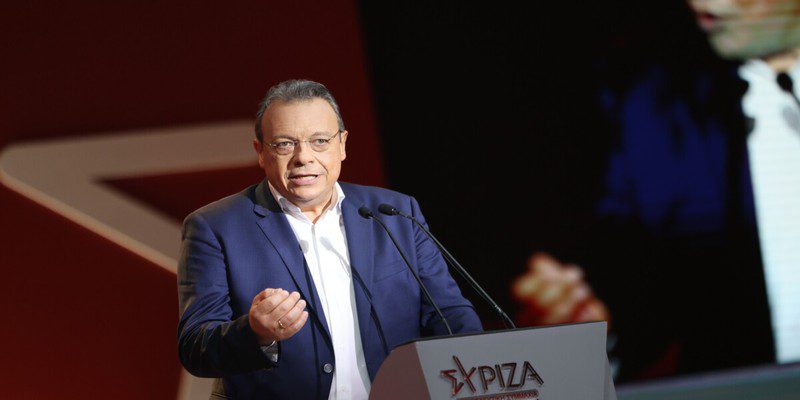 Φάμελλος για Τσίπρα και ΕΛΑΣ: Στεκόμαστε δίπλα σε αυτή την πρωτοβουλία, τη βλέπουμε συντροφικά