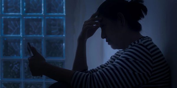 «Φεύγω με αξιοπρέπεια»: Νοσηλεύτρια αποχωρεί από τα ΤΕΠ και καταγγέλλει εξουθένωση και εγκατάλειψη στο ΕΣΥ