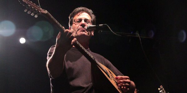 «Η Πόλη Φάλαινα»: Το νέο τραγούδι του Θανάση Παπακωνσταντίνου για τη Θεσσαλονίκη