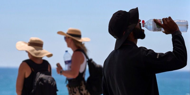Καύσωνας-εφιάλτης σαρώνει την Ευρώπη με νεκρούς – 43αρια και κόκκινος συναγερμός
