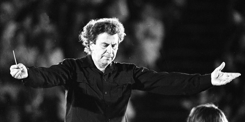 Μίκης Θεοδωράκης – Ένα τραγούδι μια ιστορία…