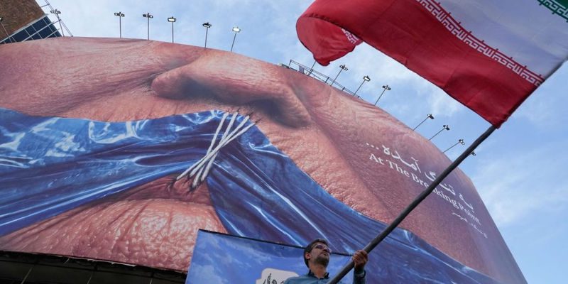 ΗΠΑ – Ιράν: Συμφωνία ακόμα και μέσα στο Σαββατοκύριακο βλέπει ο Τραμπ – Διαψεύδει η Τεχεράνη