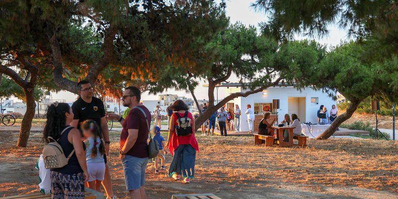Σημείο συνάντησης και δροσιάς τα αναψυκτήρια στα Ενετικά Τείχη του Ηρακλείου