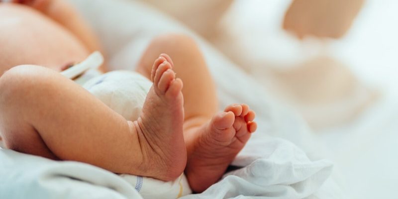 Δημογραφικό: Κατέρρευσαν 44% οι γεννήσεις στην Ελλάδα σε 20 χρόνια – Πρώτη στην Ευρώπη