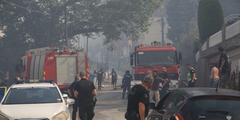 Ανείπωτη τραγωδία από τη φωτιά στο Ωραιόκαστρο: Στο 12χρονο παιδί ανήκει η δεύτερη σορός, νεκρός και ο 66χρονος πατέρας