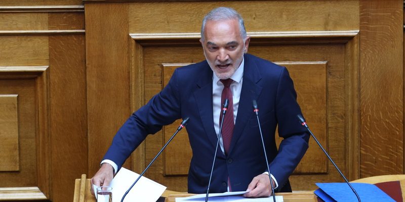 Σαλμάς: Να ανοίξει ξανά η υπόθεση Novartis – Καταθέτω στα πρακτικά SMS συναναστροφής του Άδωνη με προστατευόμενους μάρτυρες