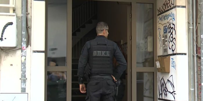 Τρεις συλλήψεις σε Θεσσαλονίκη και Κρήτη για τις εμπρηστικές επιθέσεις που προκάλεσαν το θάνατο της Βάγιας Νέστορα